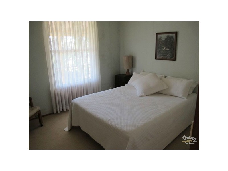 17 Wyoming Road, Dural NSW 2158