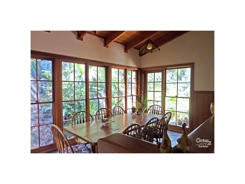 282 Settlers Road, Lower Macdonald NSW 2775