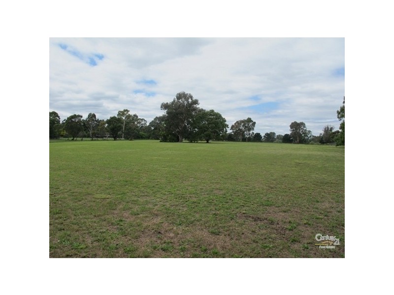 8 Fuggles Road, Kenthurst NSW 2156