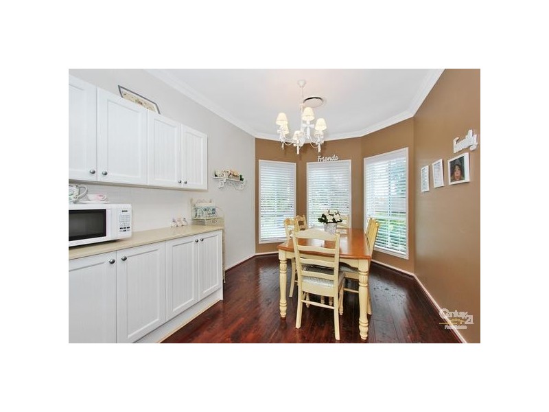 21 Hakea Crescent, Galston NSW 2159