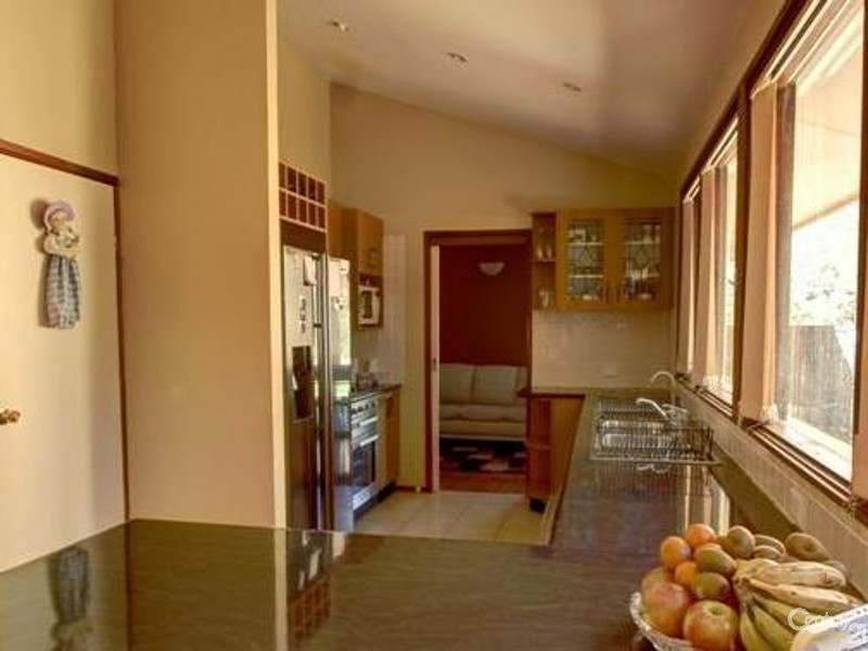 8 Greenhill Close, Castle Hill NSW 2154