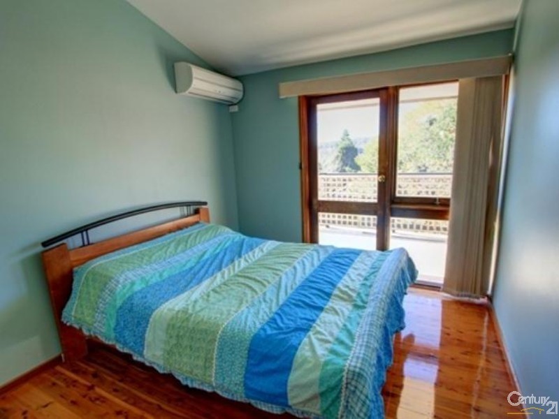 8 Greenhill Close, Castle Hill NSW 2154