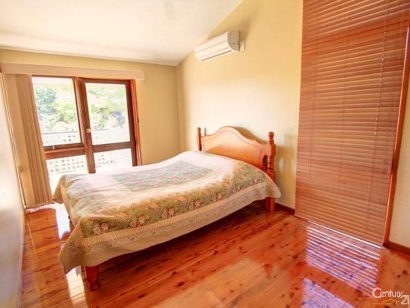 8 Greenhill Close, Castle Hill NSW 2154