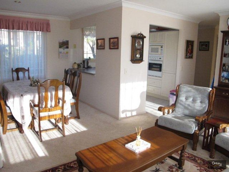 10/7 Stonelea Court, Dural NSW 2158