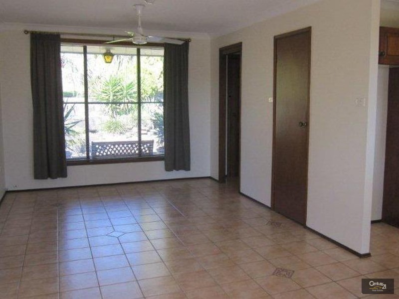 9 Rosella Street, Dural NSW 2158