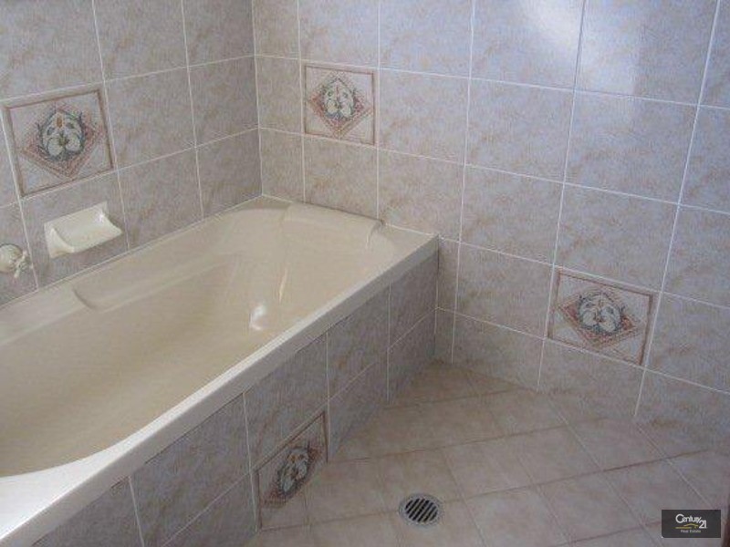 9 Rosella Street, Dural NSW 2158