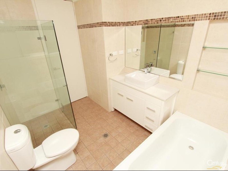 6 Amelia Godbee Avenue, Glenhaven NSW 2156