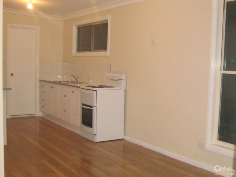 4 Woods Road, South Windsor NSW 2756