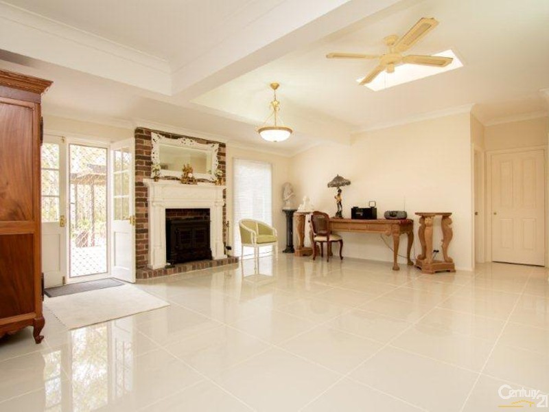 3 Sunnyvale Rd, Middle Dural NSW 2158