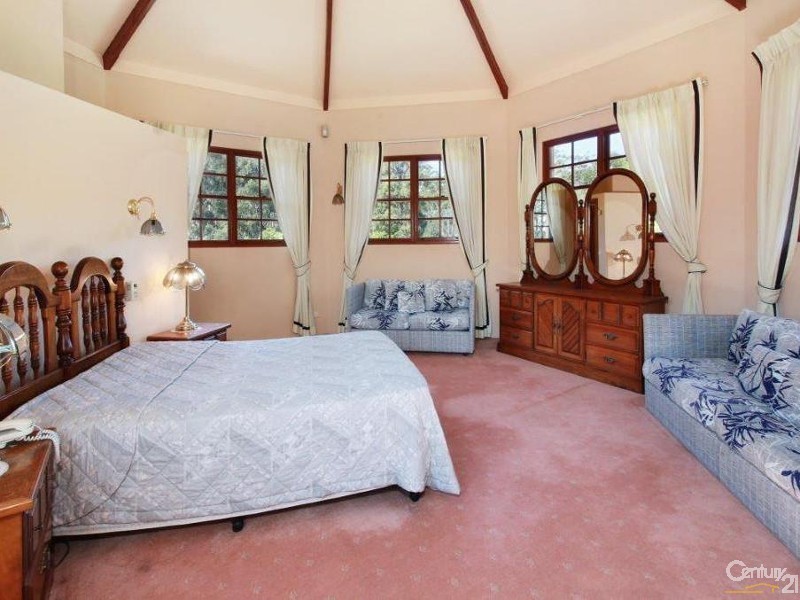 12 Davey Rd, Dural NSW 2158