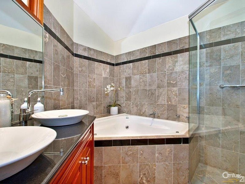 20  Lancewood Road, Dural NSW 2158