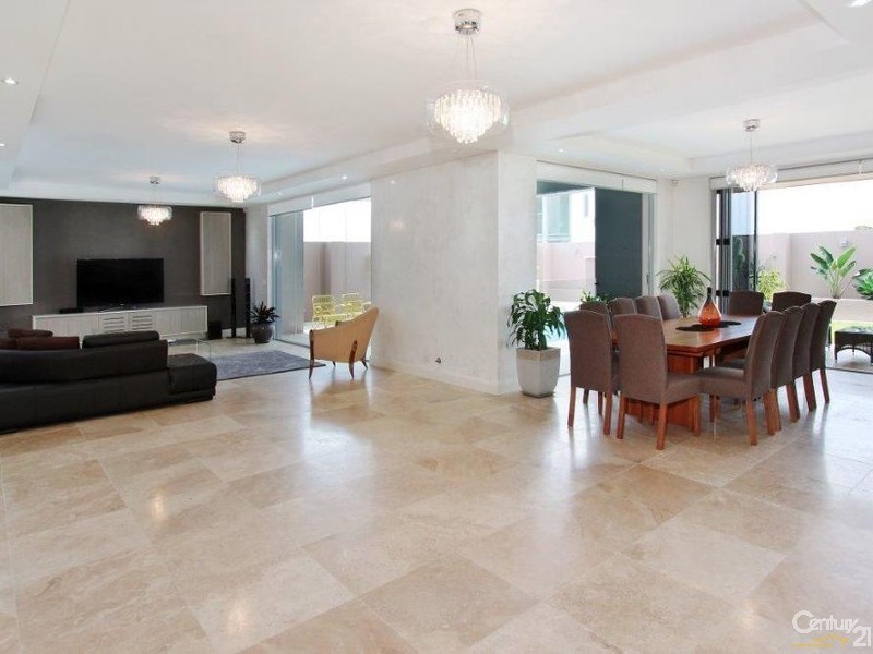 11 Montpellier Rise, Bella Vista NSW 2153