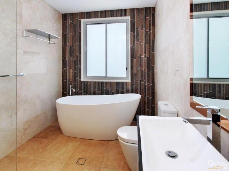 11 Montpellier Rise, Bella Vista NSW 2153