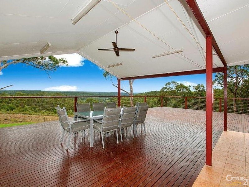 16 River Road, Sackville North NSW 2756