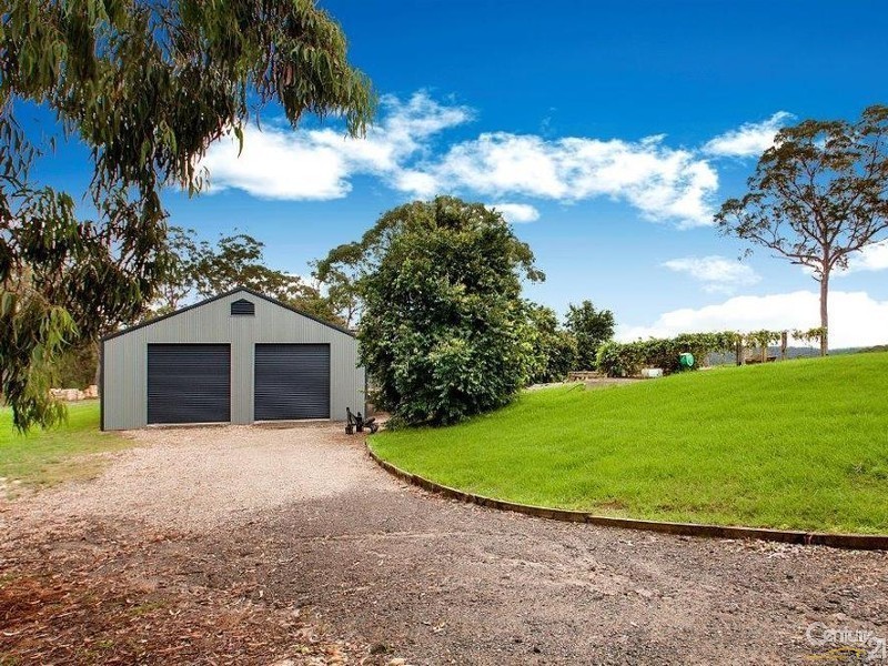 16 River Road, Sackville North NSW 2756