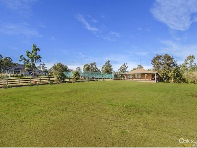 18 Sagars Road, Dural NSW 2158