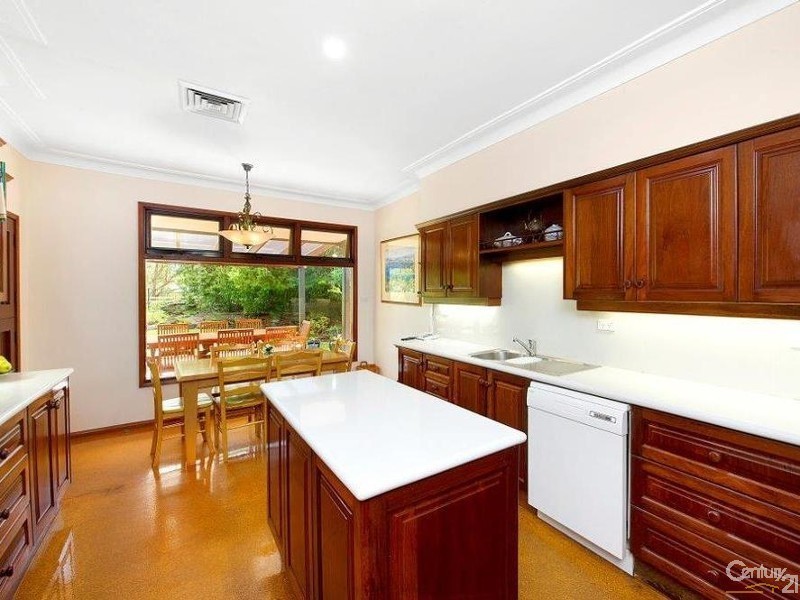 7 Uralla Road, Dural NSW 2158