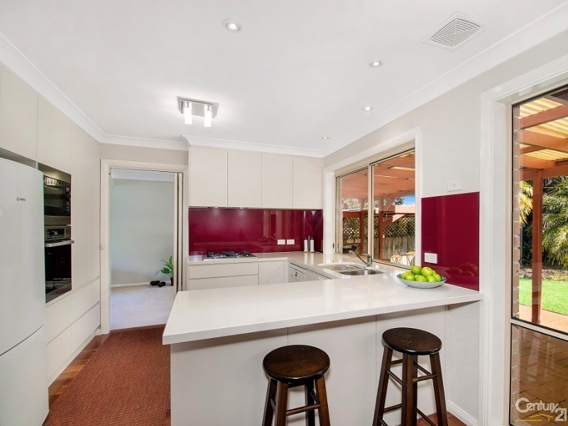 10 Millstream Grove, Dural NSW 2158