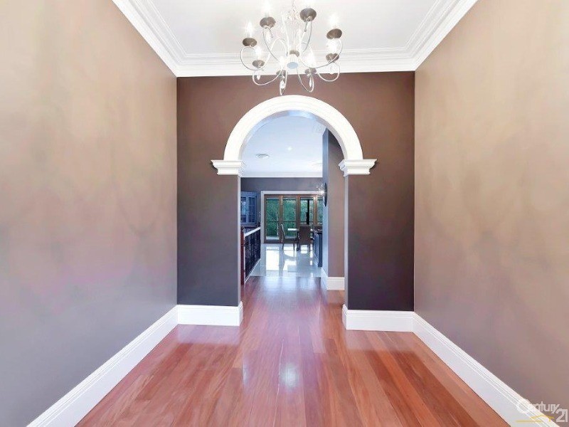 8 Bangor Road, Middle Dural NSW 2158