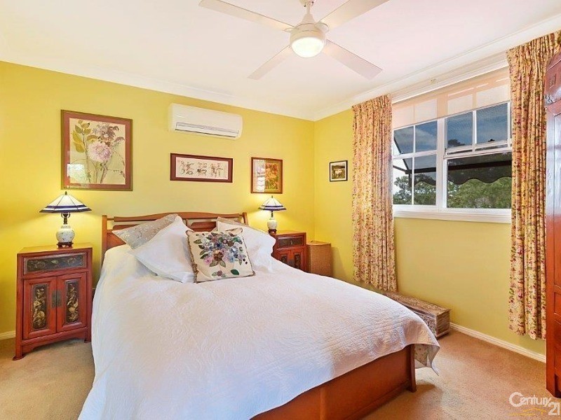 4 Angourie Court, Dural NSW 2158