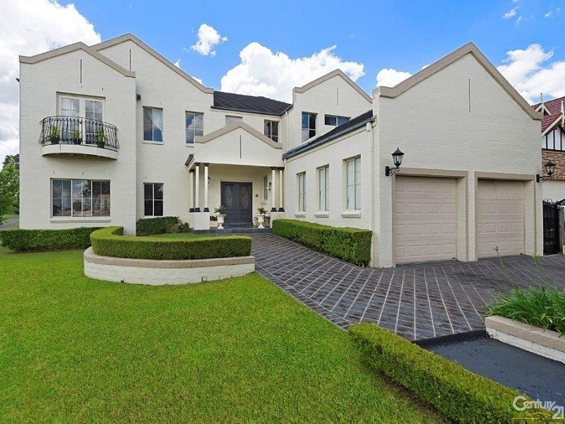 11 Sylvan Grove, Glenhaven NSW 2156