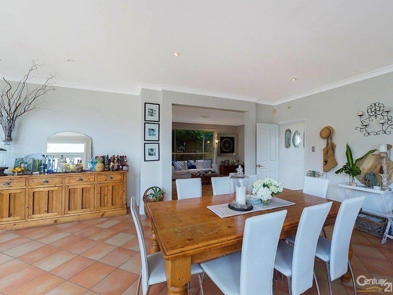 11 Sylvan Grove, Glenhaven NSW 2156