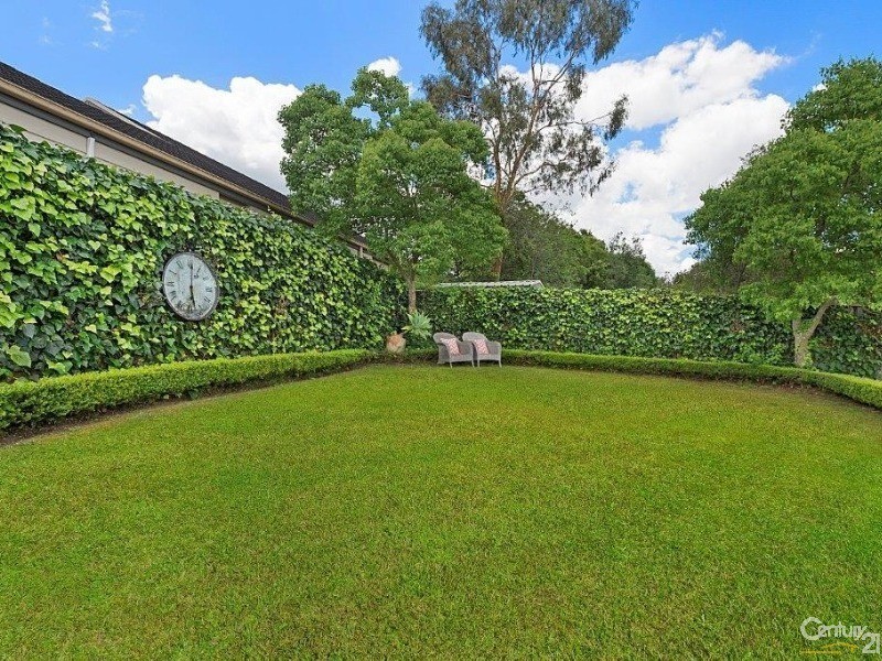 11 Sylvan Grove, Glenhaven NSW 2156