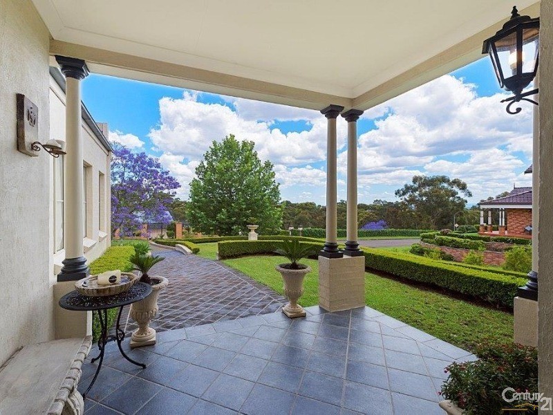 11 Sylvan Grove, Glenhaven NSW 2156
