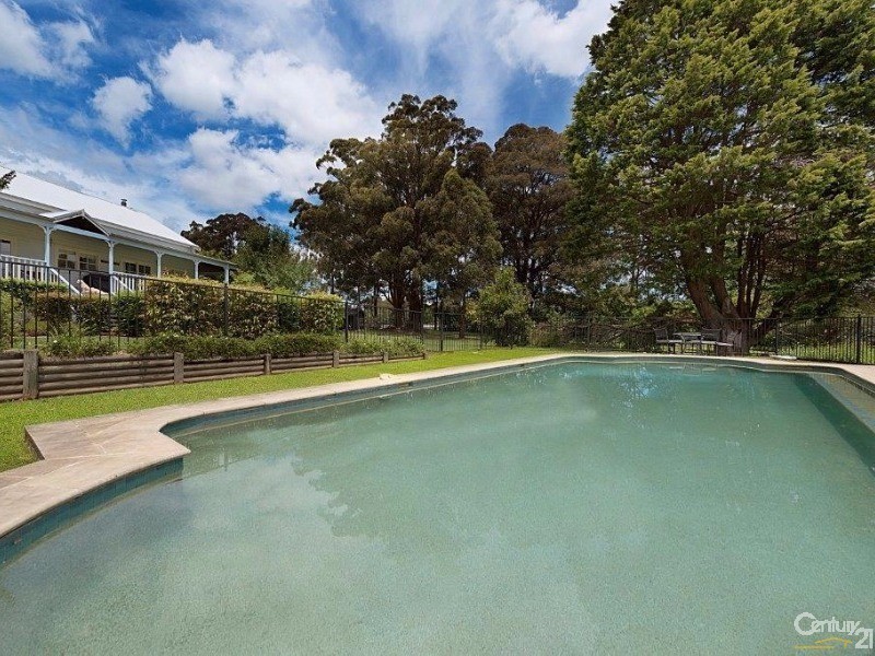 8 Uralla Road, Dural NSW 2158