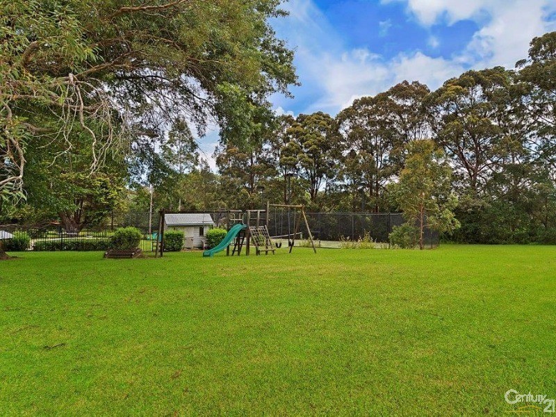 8 Uralla Road, Dural NSW 2158