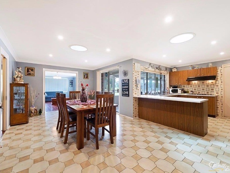 73 Cairnes Road, Glenorie NSW 2157