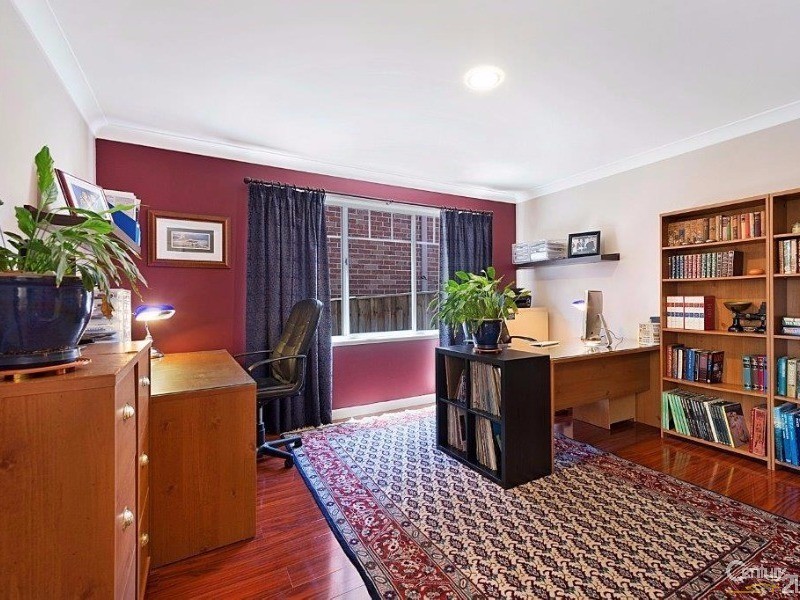 85 Ravensbourne Circuit, Dural NSW 2158