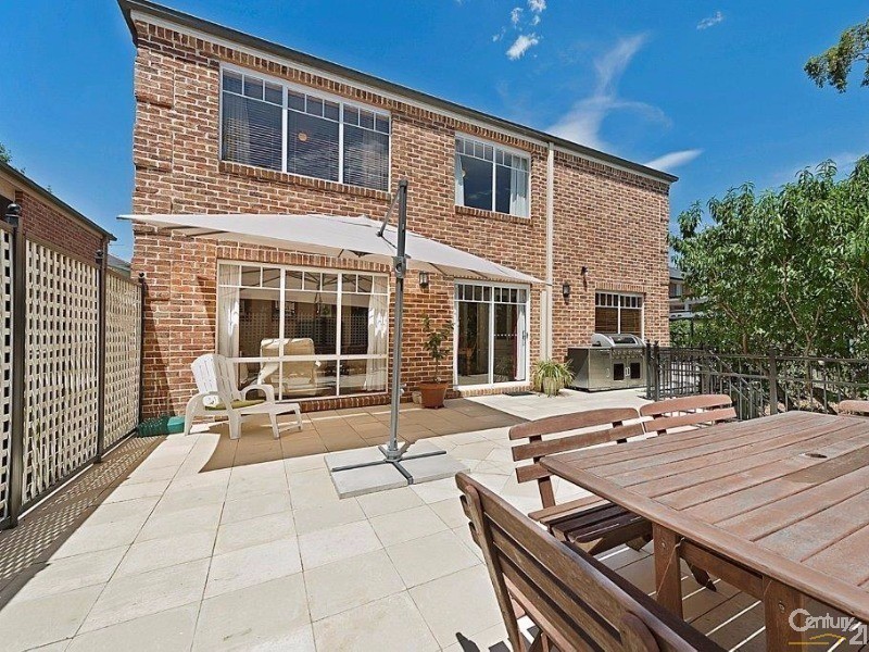 85 Ravensbourne Circuit, Dural NSW 2158