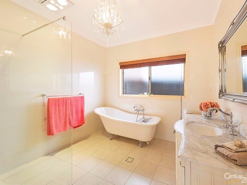 10 Johnson Road, Galston NSW 2159