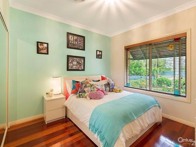 10 Johnson Road, Galston NSW 2159