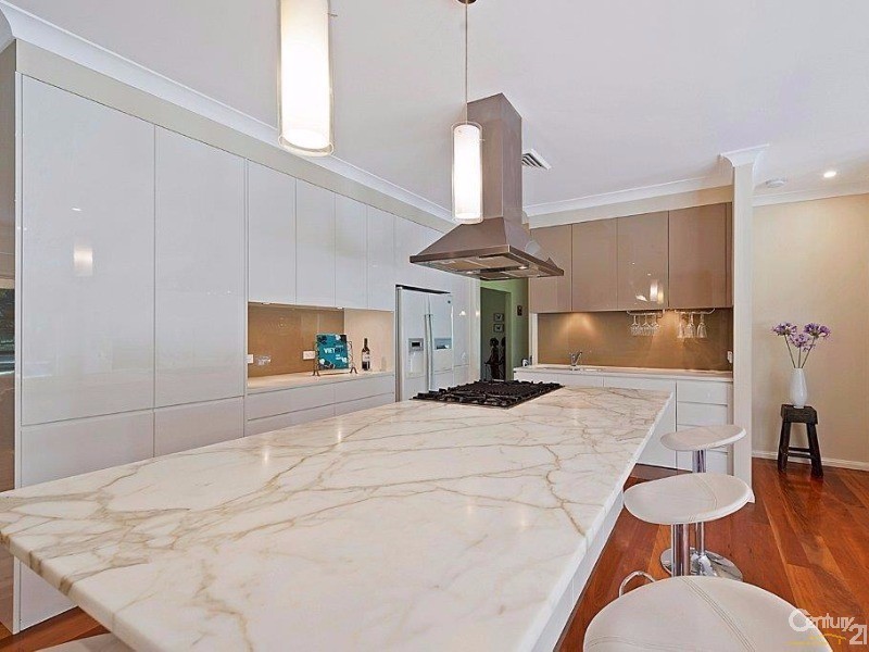 9 Gilligans Road, Dural NSW 2158