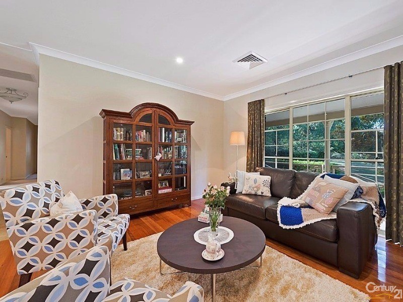 9 Gilligans Road, Dural NSW 2158