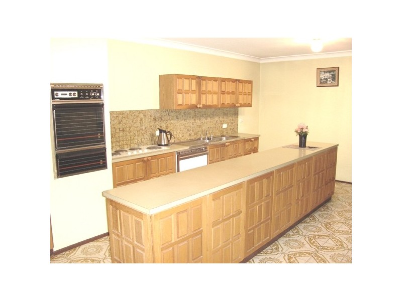 32 Government House Drive, Emu Plains NSW 2750