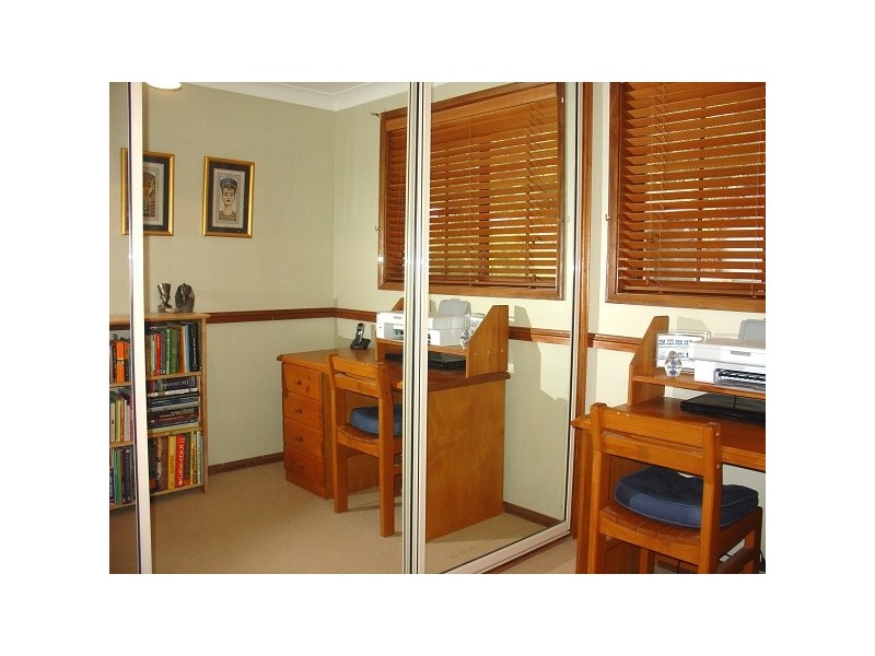 24 Yoogali Terrace, Blaxland NSW 2774