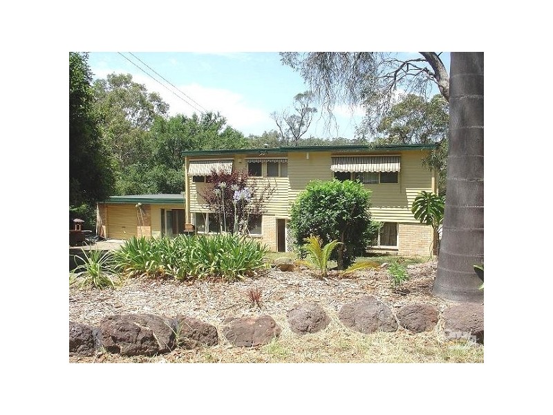 14 Lapstone Crescent, Blaxland NSW 2774