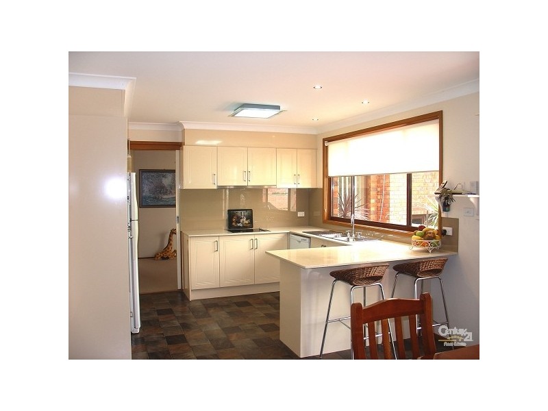 9 Bates Ave, Blaxland NSW 2774