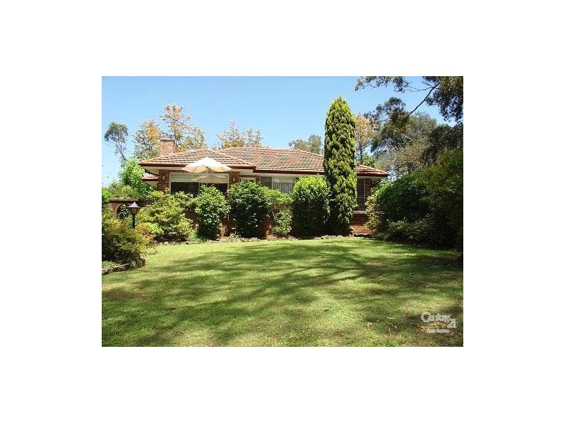 11 Boorea Street, Blaxland NSW 2774