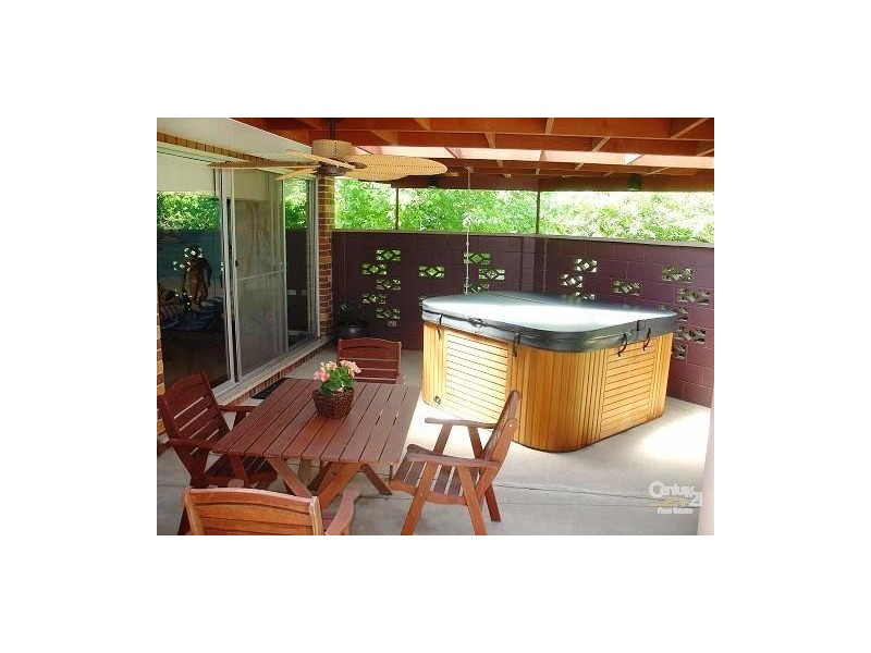 11 Boorea Street, Blaxland NSW 2774