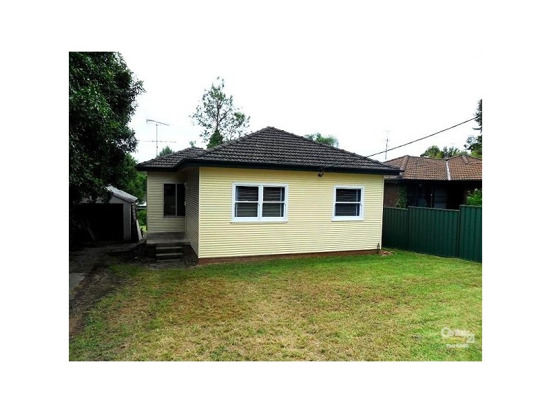 2 Cathy Street, Blaxland NSW 2774