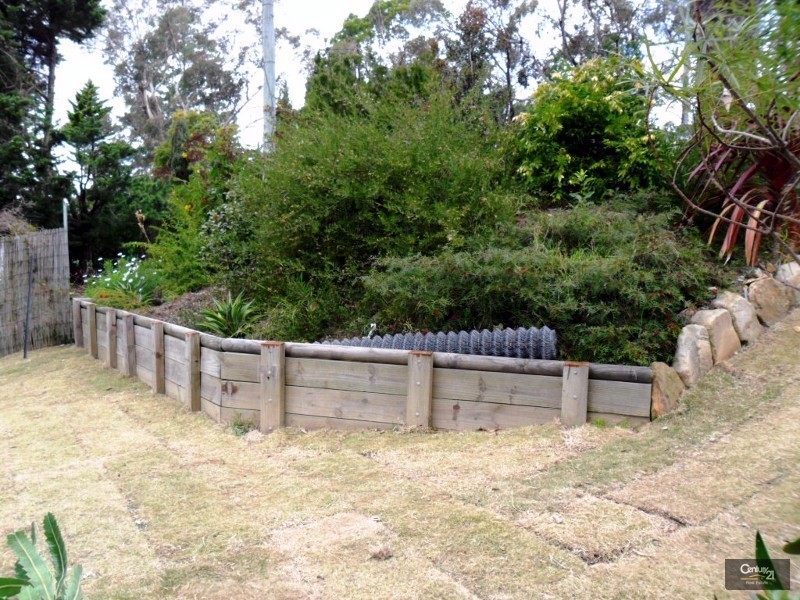 81 St Georges Crescent, Faulconbridge NSW 2776