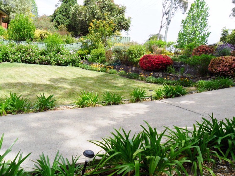 43 Bellbird Crescent, Blaxland NSW 2774