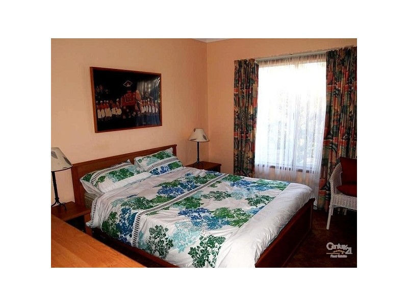 144 Railway Parade, Warrimoo NSW 2774