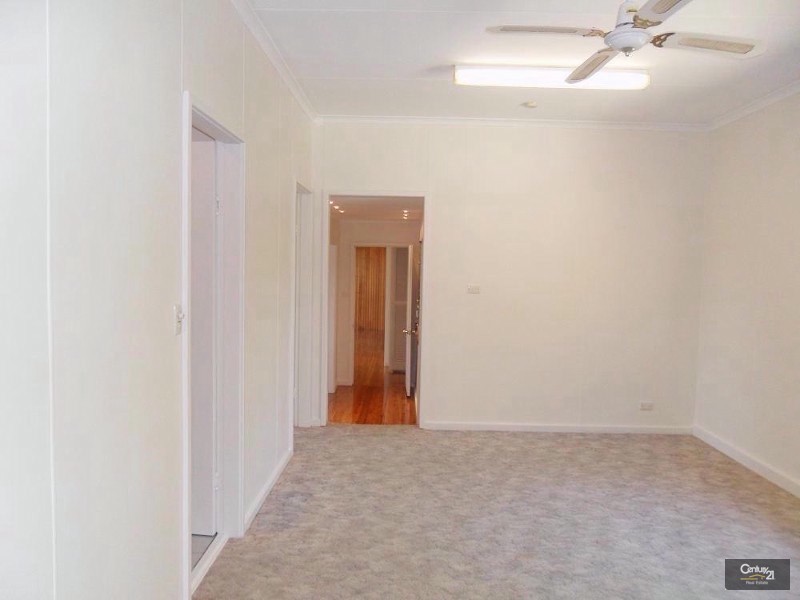 14B Green Parade, Valley Heights NSW 2777