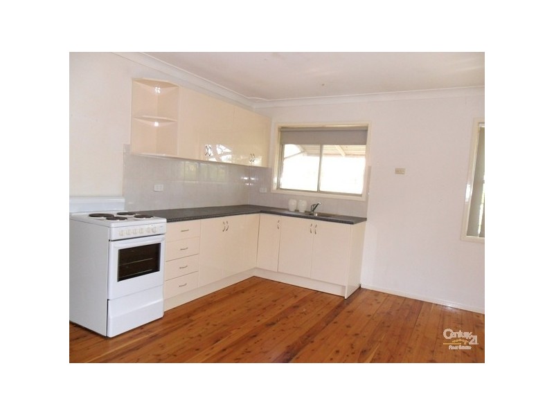 1 Pinecrest Street, Winmalee NSW 2777