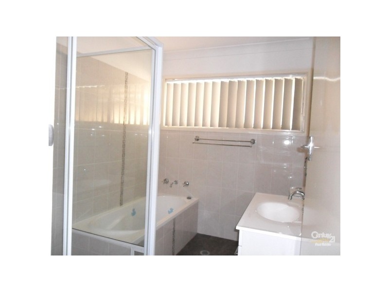 1 Pinecrest Street, Winmalee NSW 2777